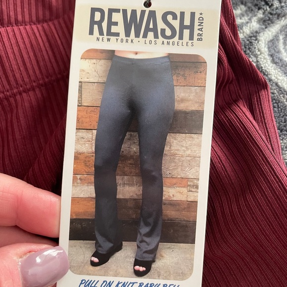 Women’s bell bottom flare pants NEW! - Picture 2 of 4